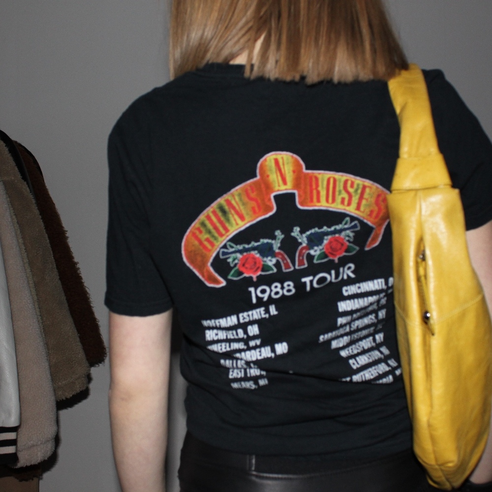 GUNS & ROSES NAVY TEE